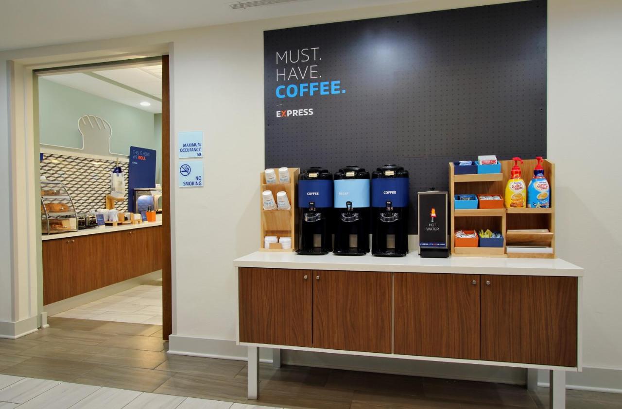 Holiday Inn Express Somerset By Ihg Exterior foto